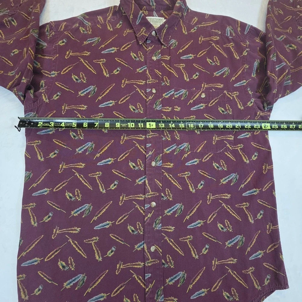 Vintage Banana Republic Safari Button Up‎ Mens L Long Sleeve Feathers Burgundy